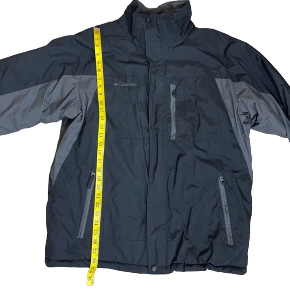 Columbia Men’s Waterproof Jacket - Picture 5 of 12